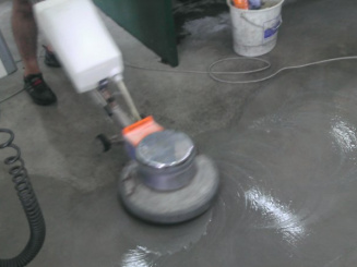 Mašinsko pranje podova